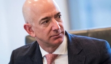 Jeff Bezos: 'Nghĩ về những điều làm bạn hối tiếc ở tuổi 80, đó sẽ là những thứ mà bạn không dám làm!'