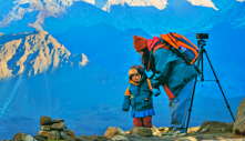 9X Việt 18 ngày cõng con 3 tuổi leo núi, vượt đèo tuyết phủ ở Pakistan