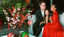 Đoan Trang bật khóc nhớ gia đình sau khi sang Singapore định cư
