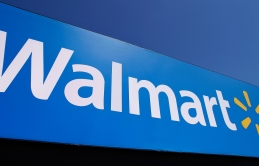 Two workers at the same Walmart store die of coronavirus