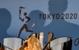 Nhật Bản “dập tắt” ngọn lửa Olympic 2020 vì lo ngại lây lan Covid-19