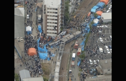 [25/04] Hôm nay là tròn 15 năm ngày Nhật Bản xảy ra tai nạn đường sắt thảm khốc nhất.