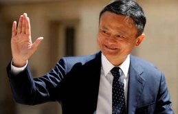 Jack Ma dự định từ chức khỏi Hội đồng quản trị SoftBank.