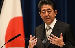 Nhật Bản xem xét đưa ra hình thức xử phạt để mọi người hạn chế ra ngoài