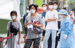 COVID-19 ngày 30/8: Số ca nhiễm mới ở Nhật vẫn ở mức cao
