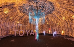Miễn phí vé tham quan lễ hội ánh sáng tại Toyako Onsen