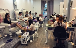 Người Việt làm nail ở Mỹ: Không nghề nào bị rẻ khinh như… nghề nail