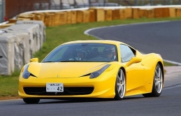 “Ferrari rẻ hơn cả Honda hay Toyota” – Suy nghĩ này của người Nhật ở đâu ra?