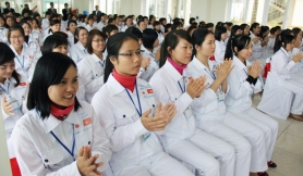 Nhóm điều dưỡng viên Việt Nam đầu tiên đã đến Nhật sau nửa năm bị gián đoạn bởi dịch Covid-19