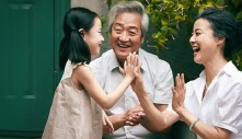 Người trên 65 tuổi có nên qua Mỹ định cư không?