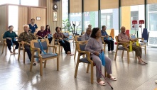 Đi viện dưỡng lão bán trú