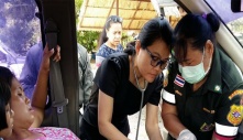 True story: 29-Year-Old Woman Gives Birth In Her Car By The Side Of The Road