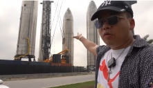 YouTuber Khoa Pug tuyên bố sẽ là người Việt Nam đầu tiên mua vé bay lên sao Hoả để 'review'