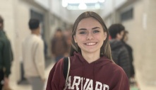 Cô gái Texas sinh trong tù, tốt nghiệp trung học hàng đầu, sẽ vào Harvard