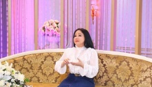 Cuộc sống trời Tây của “Nữ hoàng kiếm 6 cây vàng/đêm“: 2 đời chồng, hôn nhân đầu không tình yêu, chồng thứ 2 phản bội, có con riêng
