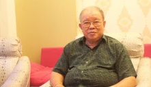 14 năm trôi qua, Giáo sư vẫn kiên quyết lựa chọn Tết Tây thay vì Tết Ta: 'Thích cổ truyền là còn nghèo hoài'