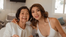Mẹ ruột một siêu mẫu đình đám những năm 2000: Định cư ở Mỹ, luôn tự hào về con gái