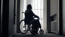 Trạm cuối cuộc đời: Ngày tôi đưa mẹ vào Nursing home