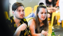 Khách Tây than 'đến Hà Nội phải học cách đi ngủ sớm'