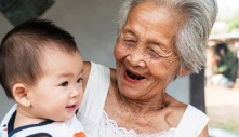 Về già cần giữ lấy tiền – Bài thơ ý nghĩa, đáng suy ngẫm lúc tuổi già