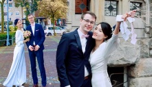 Cô nhân viên du thuyền “đốn ngã” trái tim chàng Tây điển trai: Kịch bản quen biết như phim, mẹ vợ khen con rể 100 người mới có một, đừng để tuột mất!