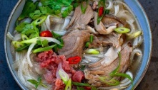 Phở Việt ở trời Tây: Thử rồi thích, ăn rồi yêu