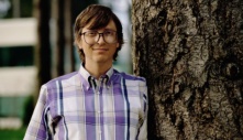Bill Gates tự “đào“ lại CV của mình cách đây 50 năm, dân mạng đọc xong: “Thế này mà không thành tỷ phú thì hơi phí!“
