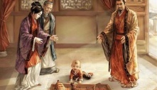 Dạy con như cổ nhân: Tiên học lễ, hậu học văn, sau này mới có thể “công thành, danh toại”