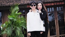 Mẹ nam sinh Việt nói 8 thứ tiếng, được tiến sĩ Mỹ nhận xét “uyên bác như bác học“: “Dạy con thành nhân trước khi thành tài”