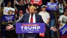 Tương lai khó lường với bà Haley nếu thua Trump