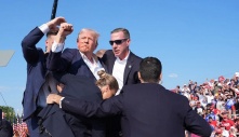 Thêm thông tin về nghi phạm bắn ông Trump