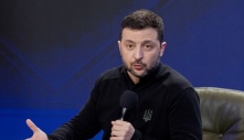 Ông Zelensky chỉ trích Mỹ ép dân Ukraine '10 đời gánh nợ'