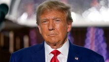 'Kết thúc rồi', ông Trump đăng thông điệp đáng sợ