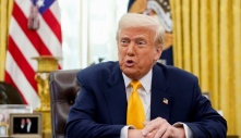 Ông Trump không phủ nhận khả năng kinh tế Mỹ suy thoái