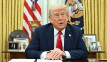 Đa số người Mỹ nói ông Trump làm tốt hơn ông Biden