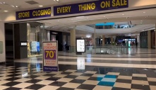 Cửa hàng Bloomingdale’s tại San Francisco giảm giá 70% để chuẩn bị đóng cửa tại San Francisco Centre