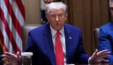 Ông Trump thừa nhận cái giá của đòn thuế