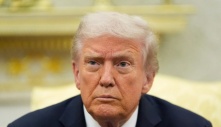 Cuộc điện đàm khiến ông Trump đổi ý về lệnh trừng phạt Nga