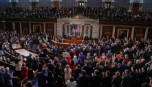 Ông Trump ca ngợi nước Mỹ, chỉ trích đối thủ trong Thông điệp Liên bang