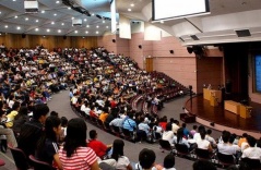 Một kiểu du học đang được nhiều bạn trẻ lựa chọn: Thành tích học tập THPT không cần quá cao, dễ đi mà về nước lại có việc làm ngon nghẻ