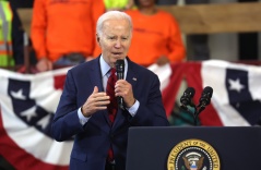 Thách thức chờ đón ông Biden khi tái tranh cử