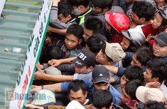 Từ Mỹ trở về, tôi bị em trai chê cười: 'Anh sang Mỹ làm gì mà giờ về Việt Nam nhát ch.ết thế'
