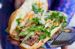 Bánh mì Việt Nam: Cơn sốt ẩm thực đường phố toàn thế giới