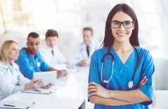 Bác sĩ là nghề được trả lương cao nhất ở Mỹ