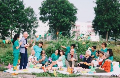 Gửi bố mẹ vào viện dưỡng lão: Phụ thuộc vào cách ứng xử của con cái hay nhu cầu của bố mẹ?