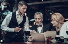 Cách phân biệt người giàu lâu năm và mới nổi