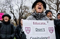 Bộ An ninh Nội địa Mỹ cắt tài trợ cho Đại học Harvard