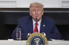 Ông Trump muốn mở tài khoản 1.000 USD cho trẻ sơ sinh ở Mỹ