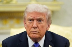 Cuộc điện đàm khiến ông Trump đổi ý về lệnh trừng phạt Nga