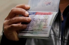 Vì sao hàng nghìn người Việt ở lại Mỹ dù quá hạn visa?